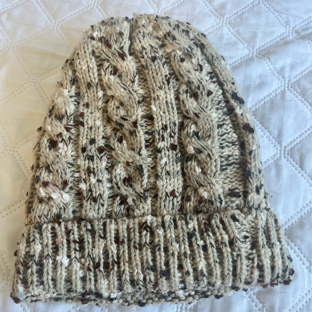Speckled Cable Knit Beanie with Fleece Lining